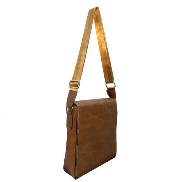 2033A BK Men Messenger Bag